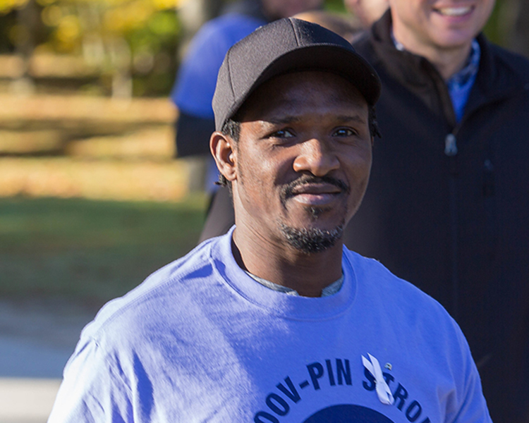 Get to Know Groov-Pin: Phamil Gardienere